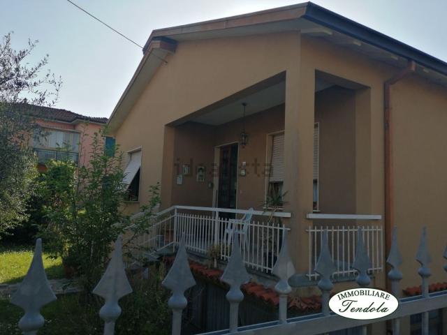 Villetta indipendente in vendita di 270 m²