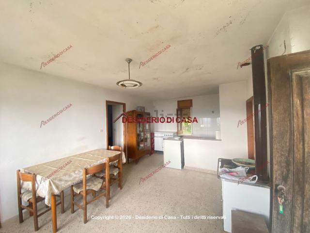 Villetta indipendente in vendita di 270 m² in Via Coco, 8