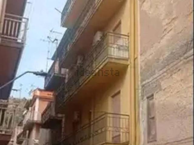 Villetta indipendente in vendita di 270 m² in Via Cortese