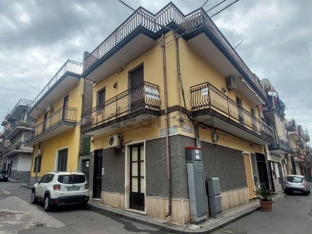 Villetta indipendente in vendita di 270 m² in Via Carso, 164