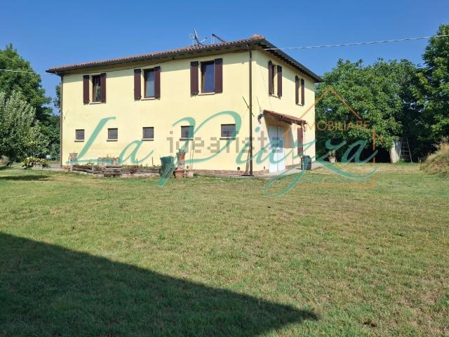 Villetta indipendente in vendita di 305 m² in Via Casolana, 4460