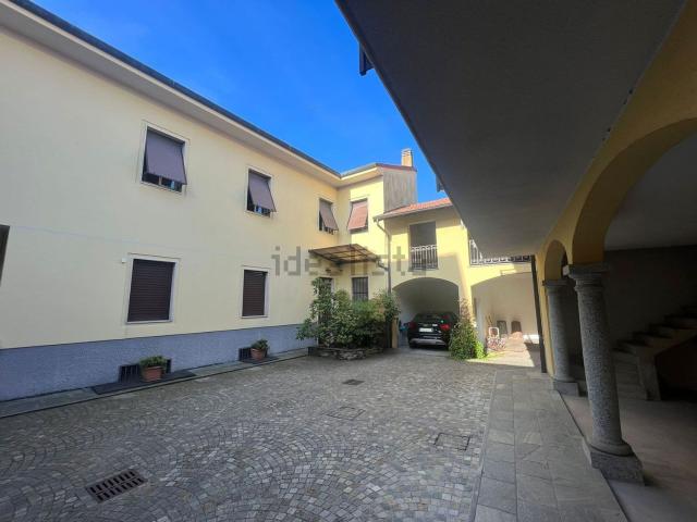 Villetta indipendente in vendita di 270 m² in Via Giuseppe Garibaldi