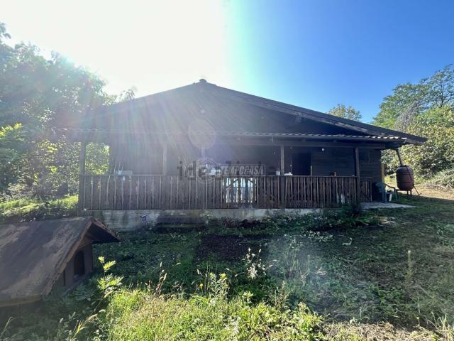 Villetta indipendente in vendita di 270 m² in Via Giuseppe Di Vittorio