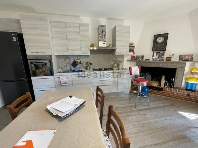 Villetta indipendente in vendita di 270 m² in Via della Fontana Morta, 315