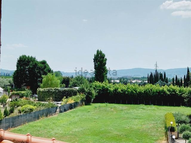 Villetta indipendente in vendita di 270 m² in Via di Mantignano