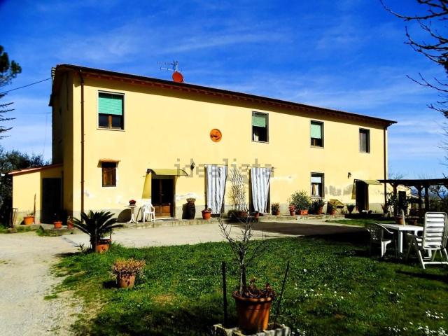 Villetta indipendente in vendita di 270 m² in Via Francesco Sforza