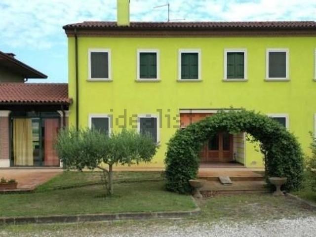 Villetta indipendente in vendita di 270 m² in Via Mozza, 19