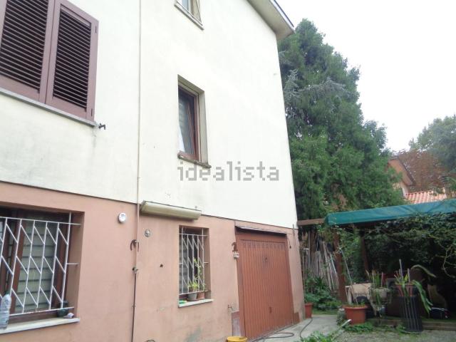Villetta indipendente in vendita di 270 m² in Via Tevere