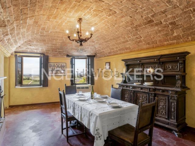 Villetta indipendente in vendita di 270 m² in Via Umberto I, 176
