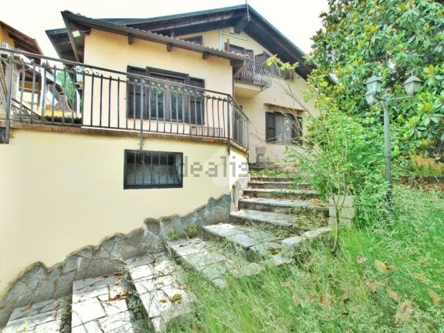Villetta indipendente in vendita di 270 m² in Via Vische