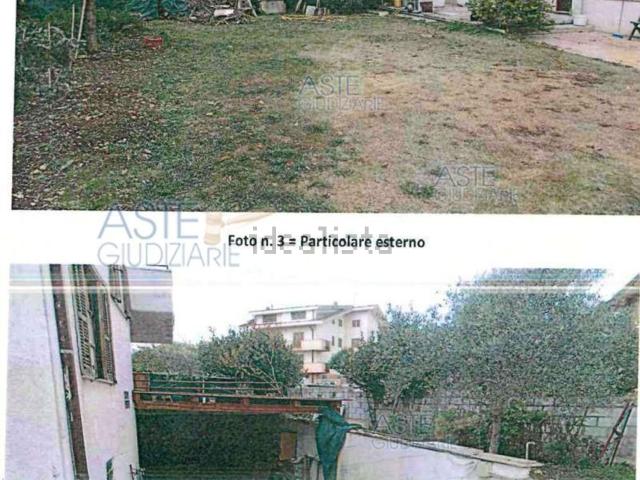 Villetta indipendente in vendita di 270 m² in Contrada Marcianese