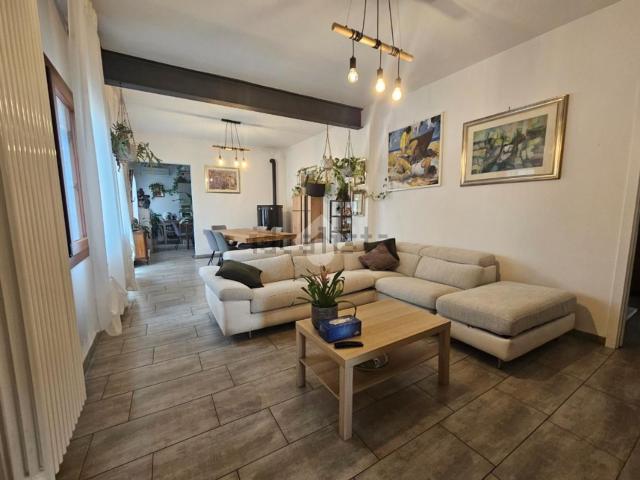 Villetta indipendente in vendita di 273 m² in Via Calcroce, 10