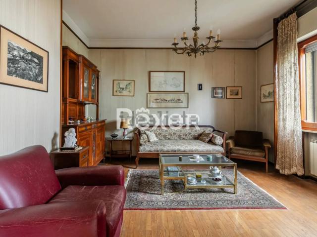 Villetta indipendente in vendita di 273 m² in Viale Amsterdam, 83