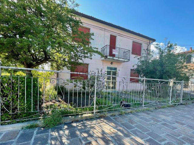 Villetta indipendente in vendita di 275 m² in Via San Venanzio