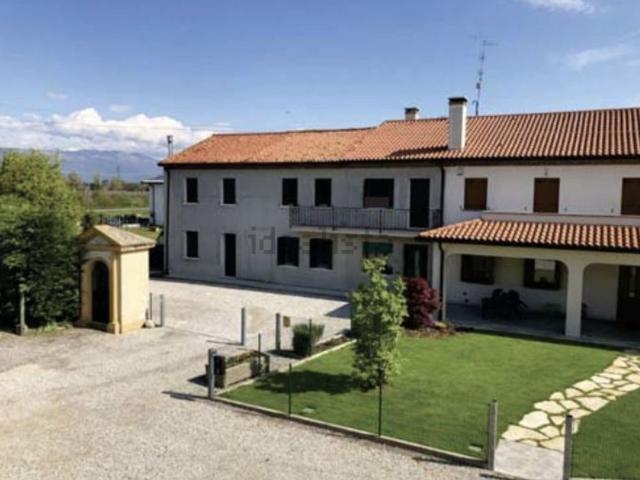Villetta indipendente in vendita di 275 m² in Via Vallonto, 12
