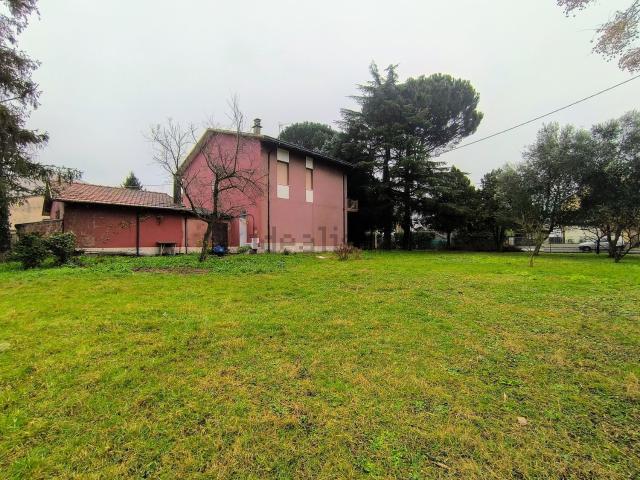 Villetta indipendente in vendita di 276 m²