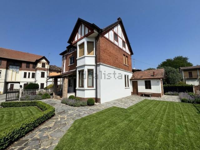 Villetta indipendente in vendita di 276 m² in Via Agostino Setti, 37