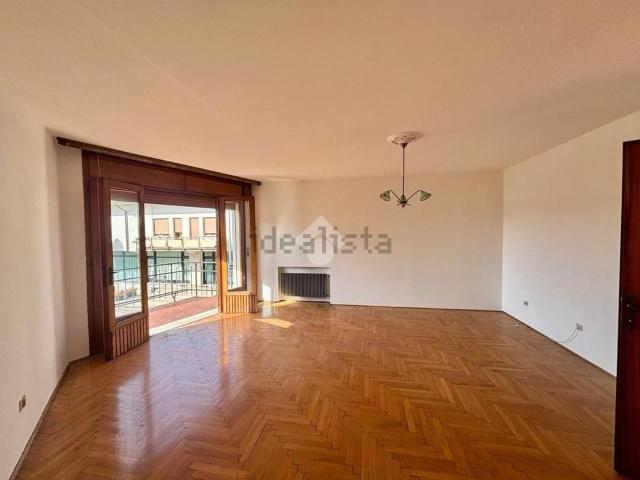 Villetta indipendente in vendita di 277 m² in Via Castello