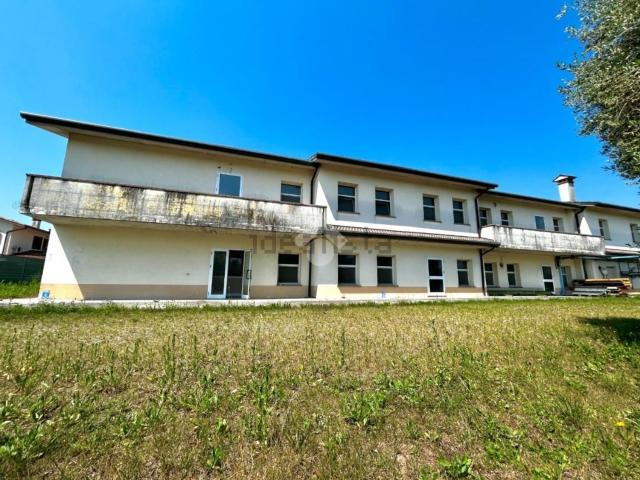 Villetta indipendente in vendita di 2800 m² in Via Cornaro, 12