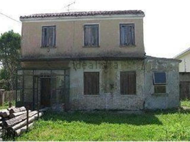 Villetta indipendente in vendita di 280 m² in Via Cavaizza