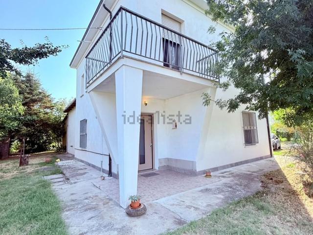 Villetta indipendente in vendita di 280 m² in Via Celletta