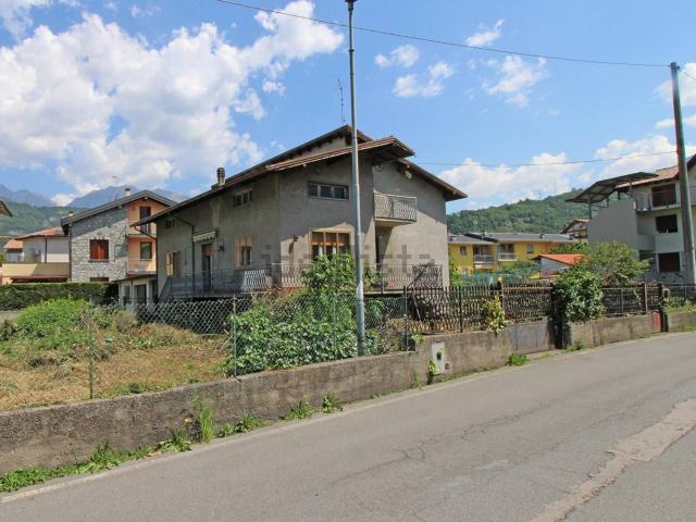 Villetta indipendente in vendita di 280 m² in Via Chiosi, 20
