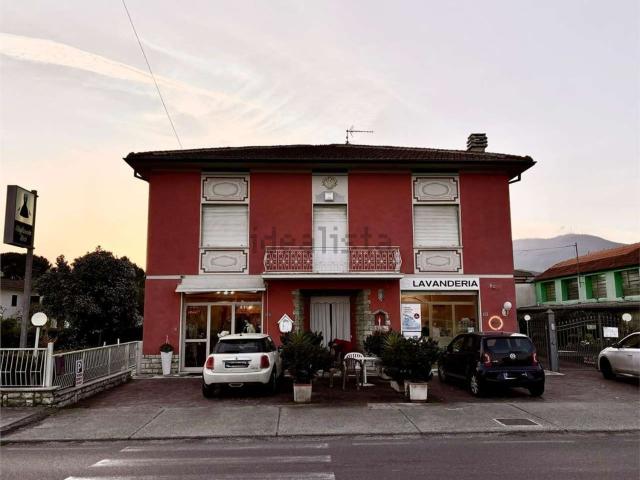 Villetta indipendente in vendita di 280 m² in Via A. Pacini, 67