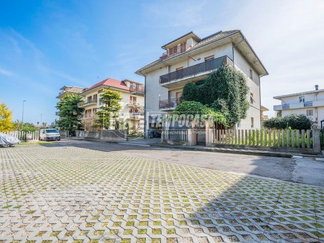 Villetta indipendente in vendita di 280 m² in Via Antonio Gramsci, 18
