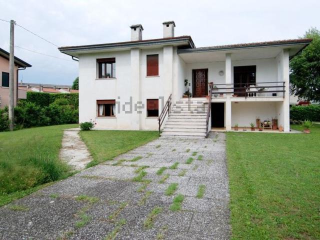 Villetta indipendente in vendita di 280 m² in Via Angelo Gabrielli, 36