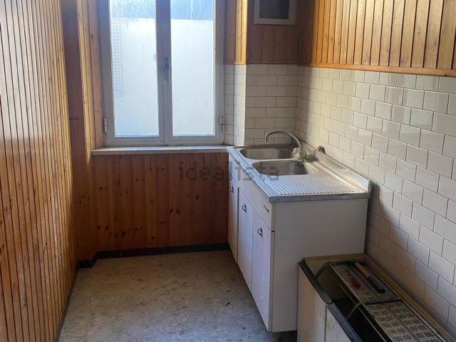 Villetta indipendente in vendita di 280 m² in Via Alcide De Gasperi, 16