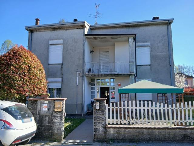 Villetta indipendente in vendita di 280 m² in Via Bonazza