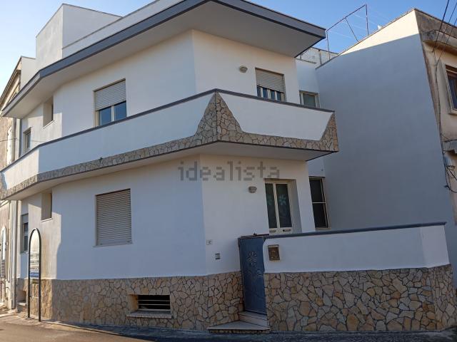 Villetta indipendente in vendita di 280 m² in Via Giuseppe Mazzini, 12