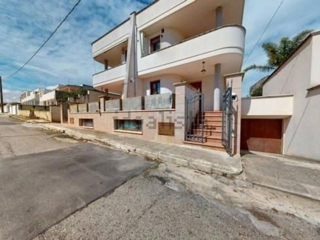 Villetta indipendente in vendita di 280 m² in Via Gran Sasso, 18