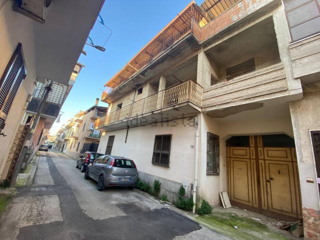 Villetta indipendente in vendita di 280 m² in Via Guglielmo Marconi, 19