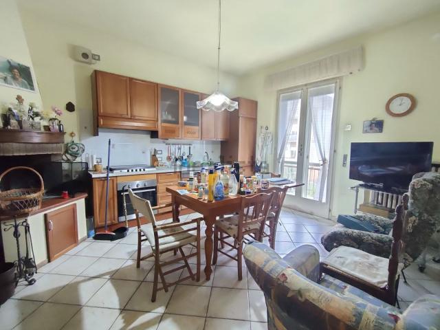 Villetta indipendente in vendita di 280 m² in Via Decio Danesi