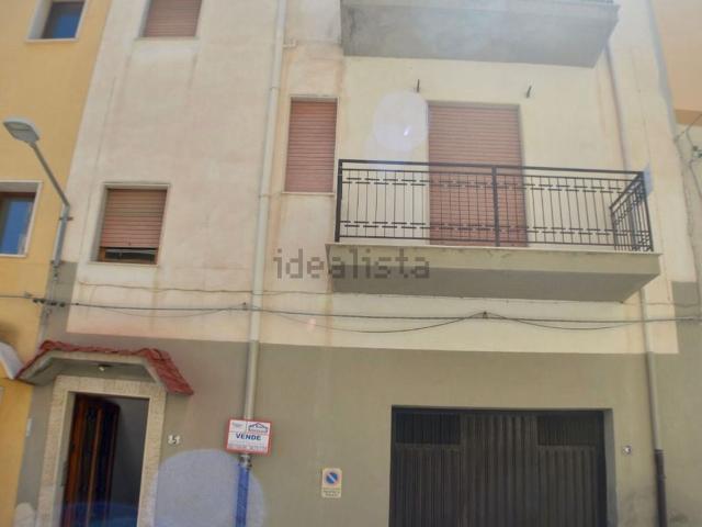 Villetta indipendente in vendita di 280 m² in Via Enrico Berlinguer