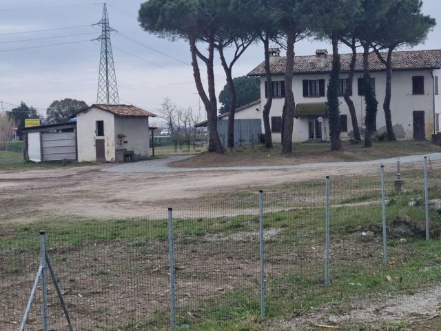 Villetta indipendente in vendita di 280 m² in Via Ficocle, 8