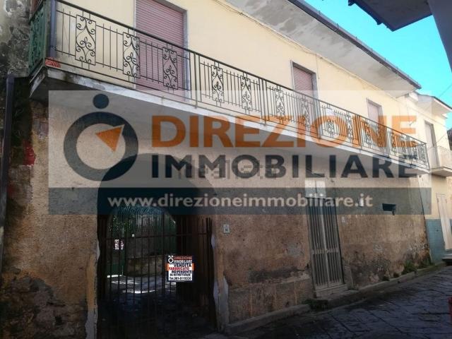 Villetta indipendente in vendita di 280 m² in Via Lucia Chirico, 22