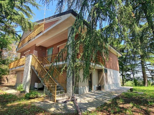 Villetta indipendente in vendita di 280 m² in Via Moncucco