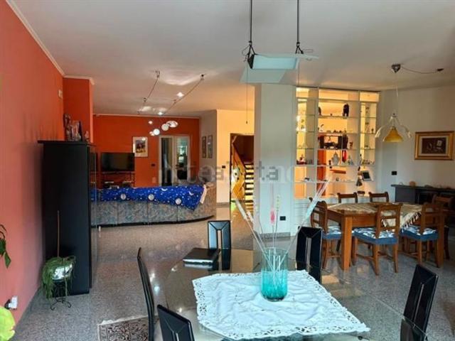 Villetta indipendente in vendita di 280 m² in Via San Matteo