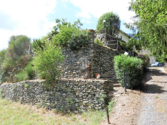 Villetta indipendente in vendita di 280 m² in Via Pontori, 1