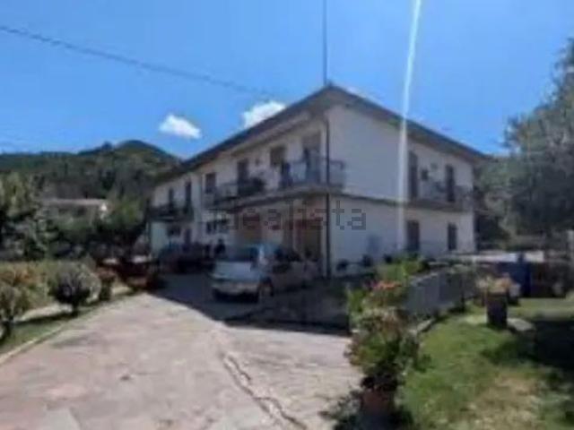 Villetta indipendente in vendita di 280 m² in Via Pier Paolo Pasolini
