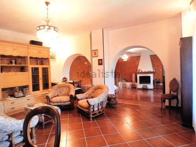 Villetta indipendente in vendita di 280 m² in Via Roma