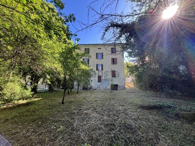 Villetta indipendente in vendita di 280 m² in Via Roma, 8