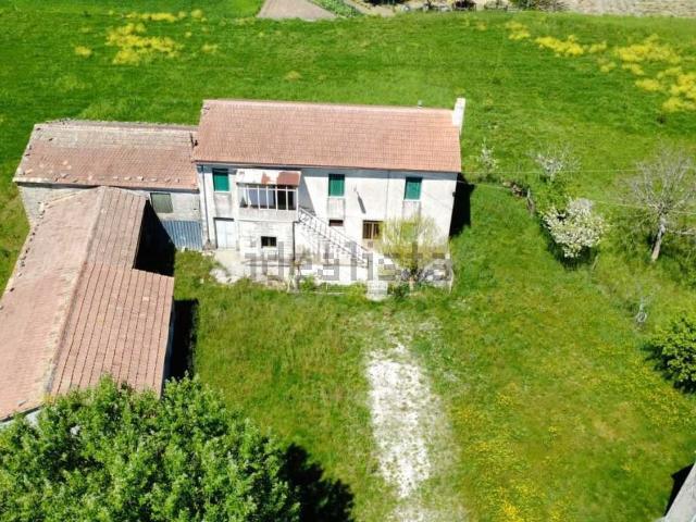 Villetta indipendente in vendita di 280 m² in Contrada Coste, 163