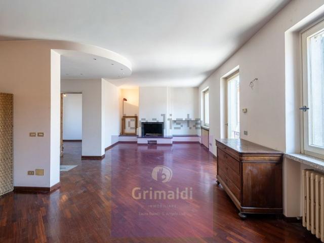 Villetta indipendente in vendita di 280 m² in Piazza Santa Francesca Cabrini, 26