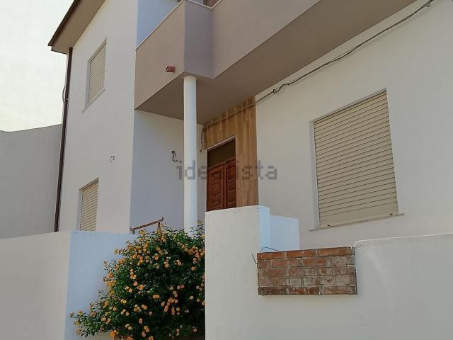 Villetta indipendente in vendita di 280 m² in Strada Statale 113 Settentrionale Sicula, 181