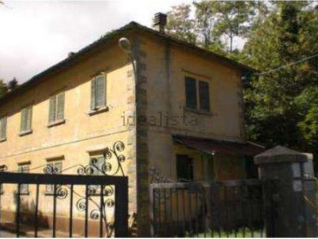 Villetta indipendente in vendita di 280 m² in Strada Provinciale Massese, 17