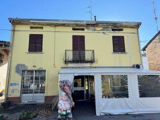 Villetta indipendente in vendita di 281 m²