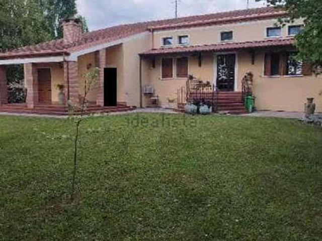 Villetta indipendente in vendita di 281 m² in Via Ca&apos  Mignola Bassa